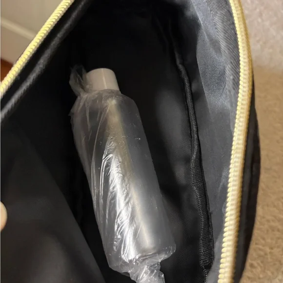 NWT Badgley Mischka Black Patent Cosmetic Pouch with Gold Hardware with bottle - Picture 4 of 6